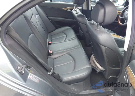 2008 Mercedes-Benz E 350 4Matic z USA, uszkodzony, nr VIN WDBUF87X98B284275